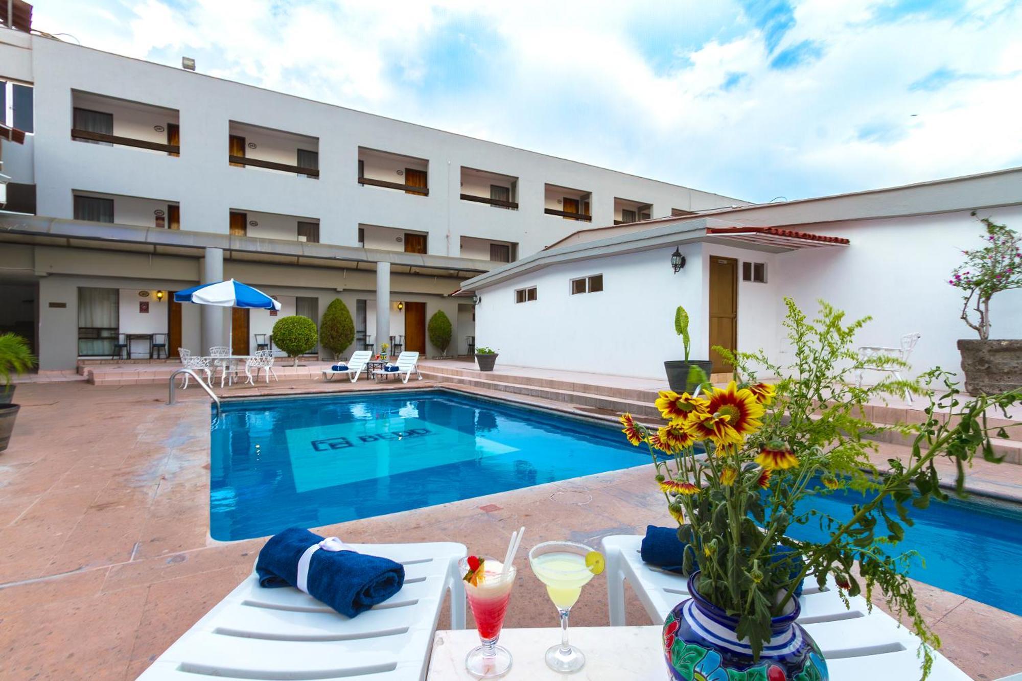 Hotel Bedd Express Queretaro Bagian luar foto