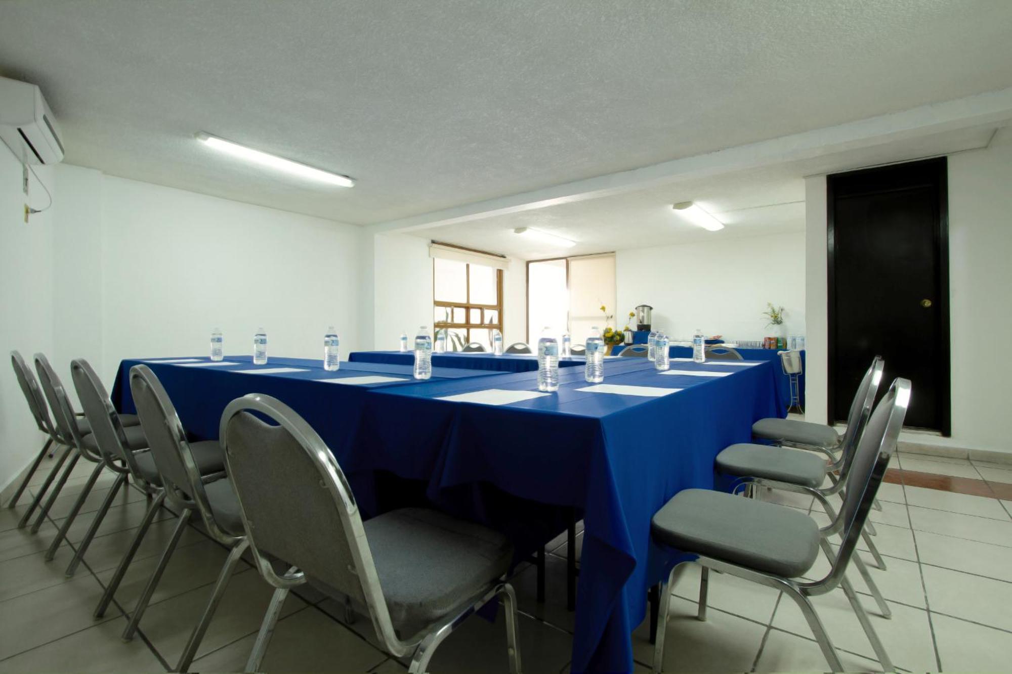 Hotel Bedd Express Queretaro Bagian luar foto