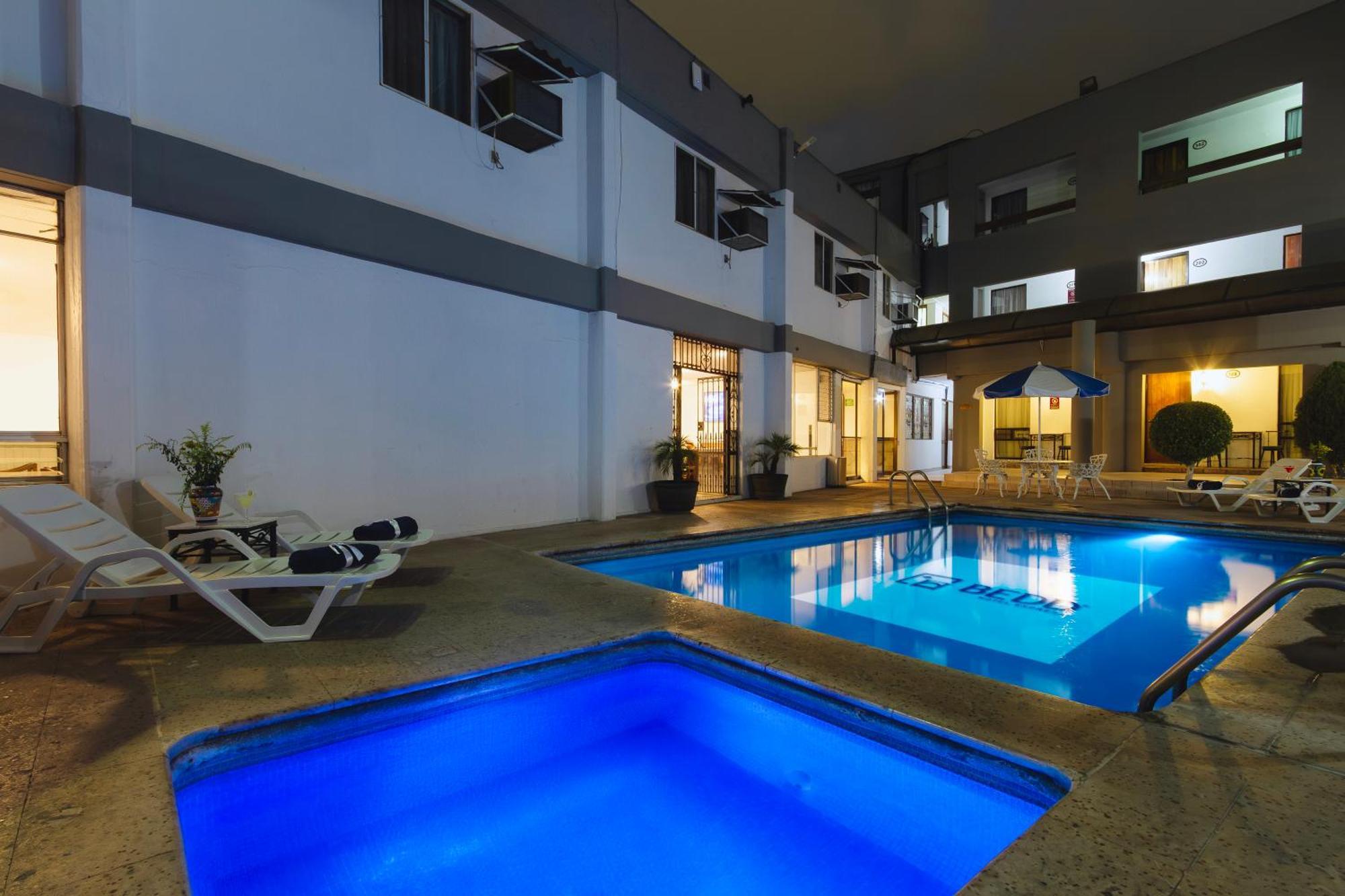Hotel Bedd Express Queretaro Bagian luar foto